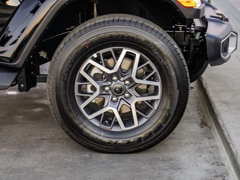 New 2025 Jeep Wrangler Sahara image 11