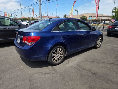 Used 2013 Chevrolet Cruze Eco FWD image 3