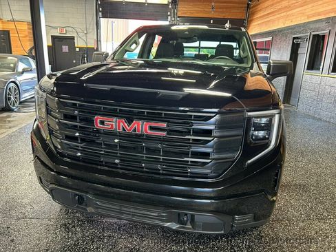 Used 2024 GMC Sierra 1500 Pro w/ Graphite Edition AWD/4WD image 6
