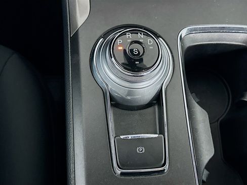 Used 2019 Ford Fusion SE image 24