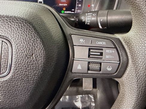 Used 2025 Honda Accord SE image 15