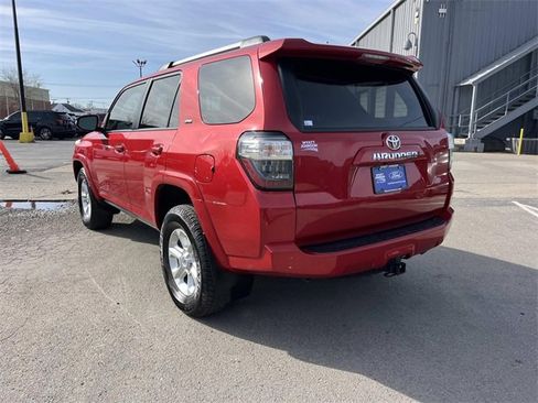 Used 2023 Toyota 4Runner SR5 Premium w/ Moonroof Package image 5