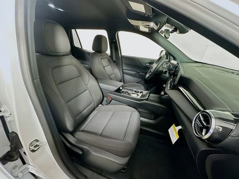 New 2026 Chevrolet Equinox LT image 29