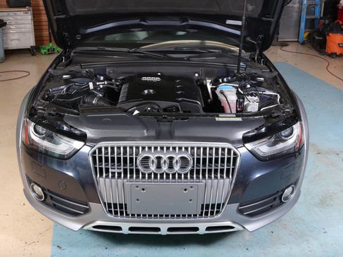 Used 2016 Audi A4 Premium w/ Audi MMI Navigation Plus AWD/4WD image 7