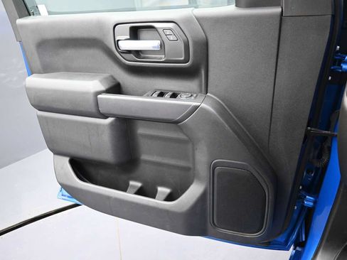 Used 2022 Chevrolet Silverado 1500 Custom AWD/4WD image 10