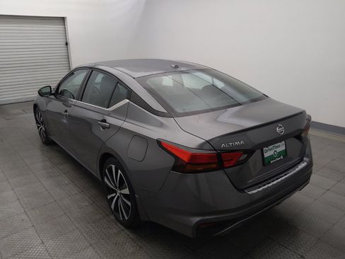 Used 2022 Nissan Altima 2.5 SR FWD image 5