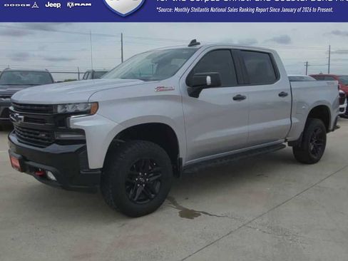 Used 2022 Chevrolet Silverado 1500 LT Trail Boss w/ Safety Package AWD/4WD image 4