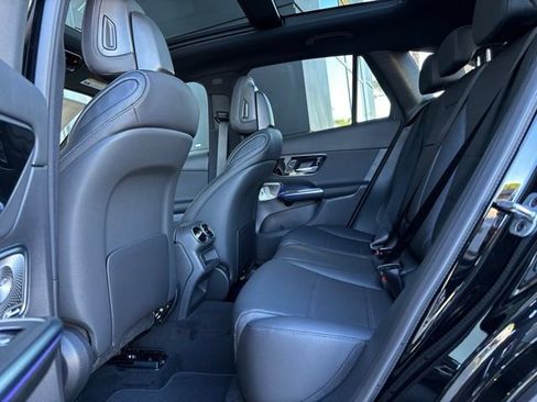 Used 2026 Mercedes-Benz GLC 300 4MATIC image 24