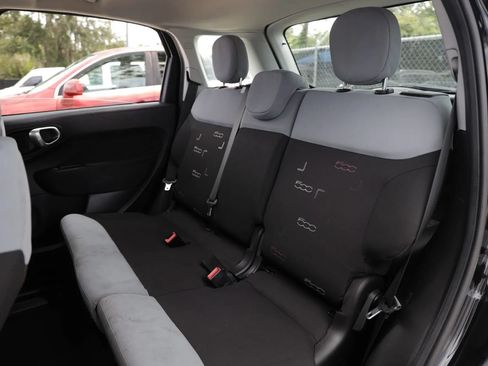 Used 2016 FIAT 500L Pop FWD image 19