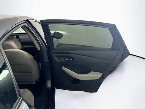Used 2025 Honda Accord LX image 29
