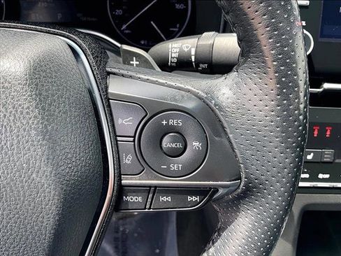 Used 2020 Toyota Avalon XSE image 21
