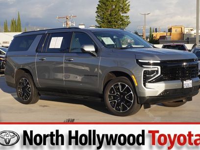 Used 2025 Chevrolet Suburban RST