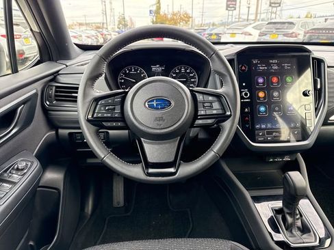 Used 2025 Subaru Forester Premium image 19