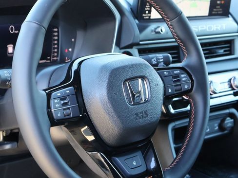 Certified 2026 Honda Passport TrailSport Elite image 17