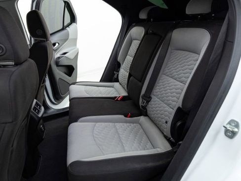 Used 2019 Chevrolet Equinox LT image 36