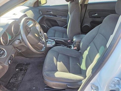 Used 2012 Chevrolet Cruze LT image 13