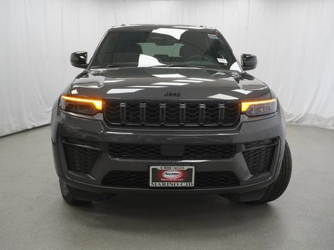 New 2026 Jeep Grand Cherokee Altitude AWD/4WD image 7