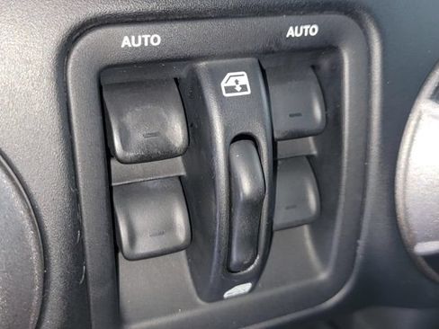 Used 2012 Jeep Wrangler Unlimited Sport AWD/4WD image 20