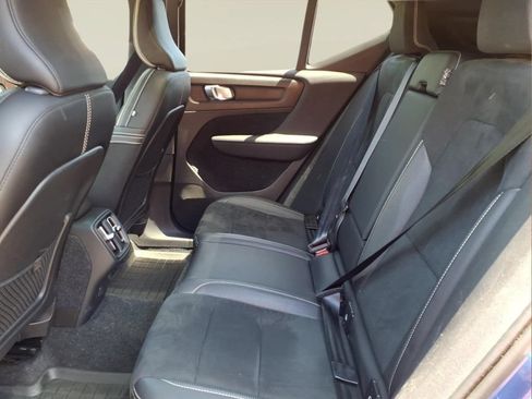 Used 2019 Volvo XC40 T5 R-Design AWD/4WD image 21
