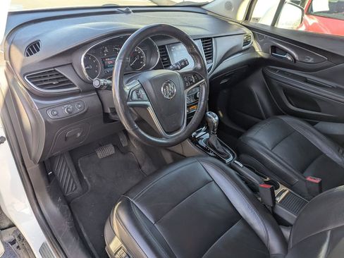 Used 2020 Buick Encore Essence image 25