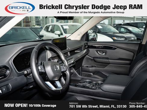 Used 2024 Honda Pilot Touring image 16