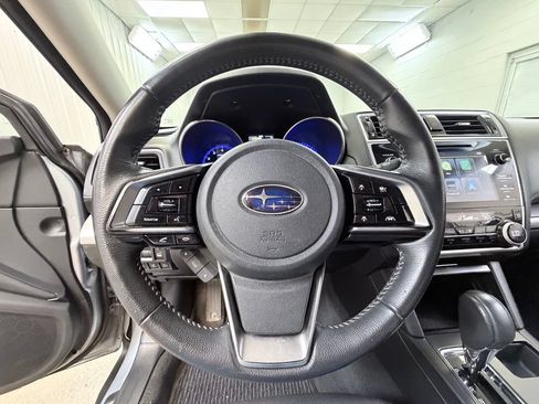 Used 2019 Subaru Outback 2.5i Limited AWD/4WD image 41