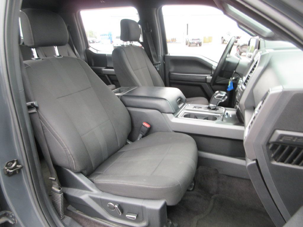 Used 2016 Ford F150 XLT w/ Equipment Group 302A Luxury AWD/4WD image 22