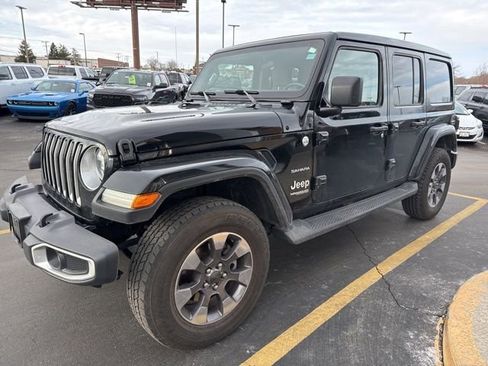 Used 2020 Jeep Wrangler Unlimited Sahara w/ LED Lighting Group image 4