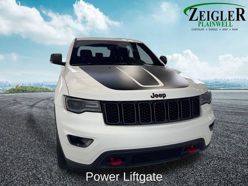 Used 2021 Jeep Grand Cherokee Trailhawk w/ Premium Lighting Group AWD/4WD image 8