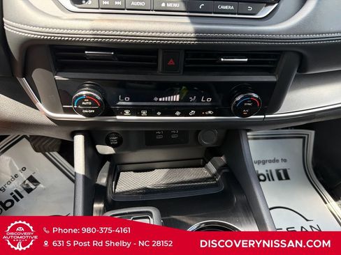 Certified 2025 Nissan Rogue SV AWD/4WD image 18