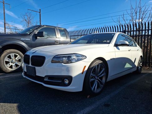 Used 2016 BMW 528i xDrive Sedan image 3