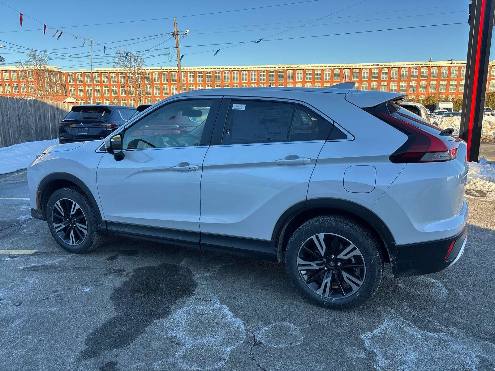 New 2026 Mitsubishi Eclipse Cross SE AWD/4WD image 2