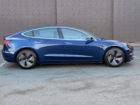 Used 2018 Tesla Model 3 Long Range AWD/4WD image 3