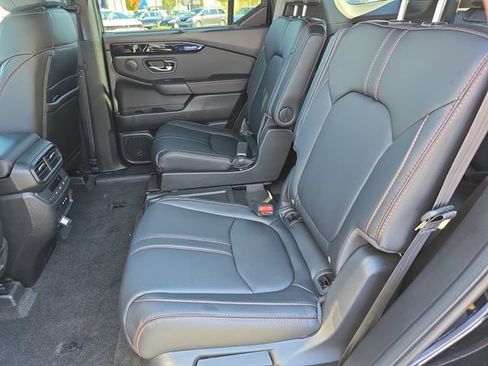 New 2025 Honda Pilot TrailSport image 14