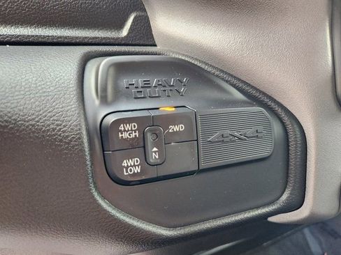 Used 2024 RAM 2500 Big Horn AWD/4WD image 18