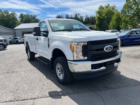 Used 2017 Ford F350 XL AWD/4WD image 7