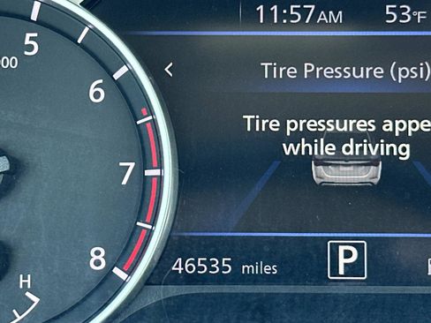 Used 2024 Nissan Sentra SV image 17