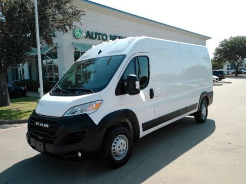 Used 2025 RAM ProMaster 2500 w/ Convenience Group FWD image 1