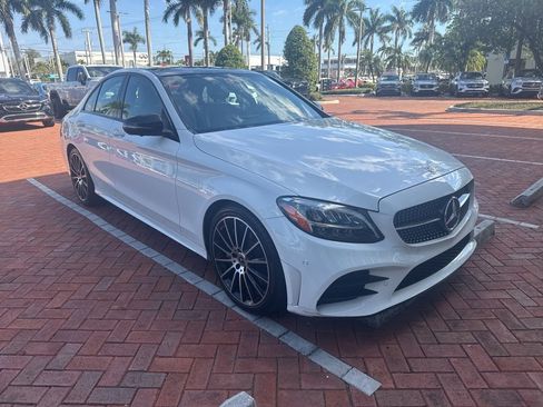Used 2020 Mercedes-Benz C 300 Sedan image 2