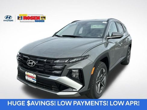 New 2025 Hyundai Tucson SEL image 1