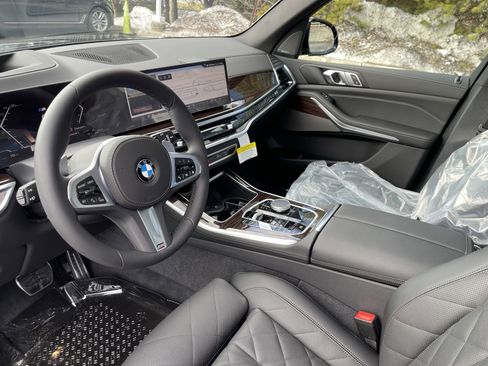 New 2026 BMW X5 xDrive40i w/ M Sport Package image 10
