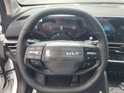 New 2026 Kia Sportage EX w/ EX Panorama Roof Package image 15