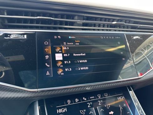 New 2025 Audi RS Q8 performance image 34