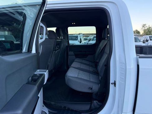 Used 2023 Ford F250 XL w/ FX4 Off-Road Package AWD/4WD image 25