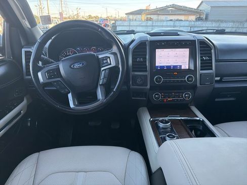 Used 2020 Ford Expedition Platinum image 13