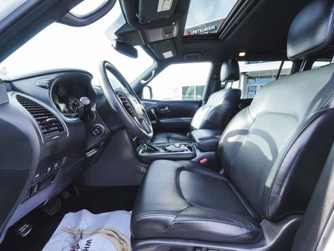 Used 2023 Nissan Armada SL w/ Midnight Edition Package image 32