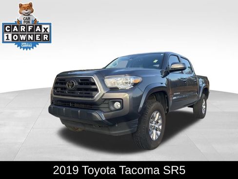Used 2019 Toyota Tacoma SR5 image 1
