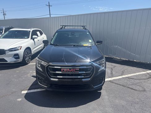 Used 2022 GMC Terrain AT4 w/ Infotainment Package II AWD/4WD image 3