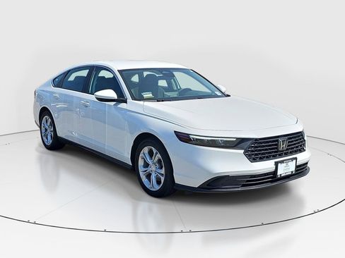 Used 2024 Honda Accord LX image 3