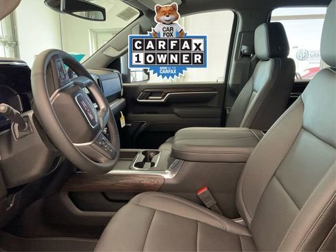 Used 2025 GMC Sierra 3500 SLT w/ SLT Premium Package image 9